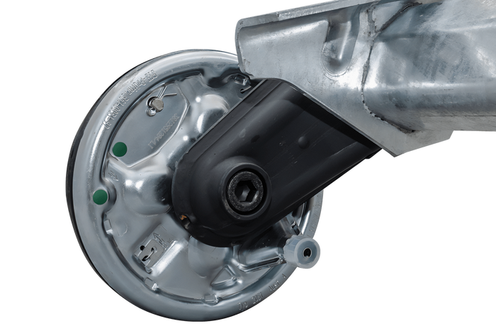 AL-KO COMPACT άξονας φρένων για ρυμουλκούμενο / ρυμουλκούμενο 1350kg 1700mm 2150mm 5x112