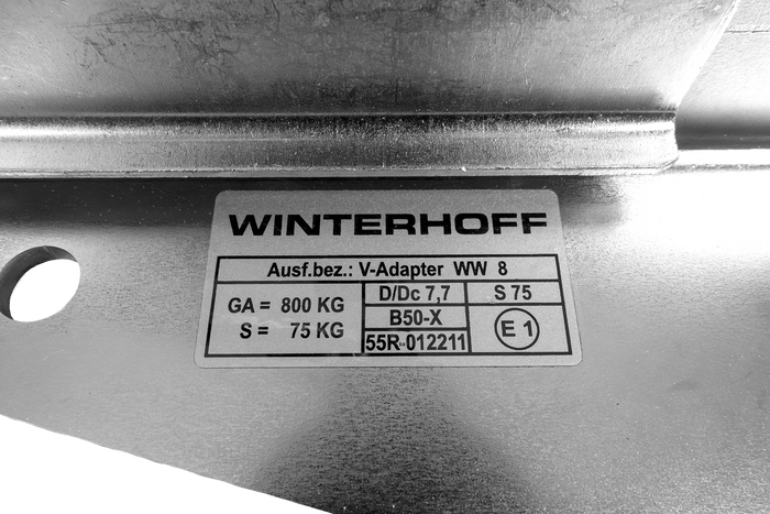 Προσαρμογέας σφαιρικού κοτσαδόρου WINTERHOFF WW 8-G+V για ρυμουλκούμενο 800kg με ράβδο έλξης τύπου V