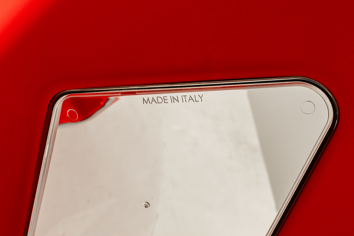 Κουτί πυροσβεστήρα 6kg DAKEN 82070 ADAMANT 611x310x247mm κόκκινο