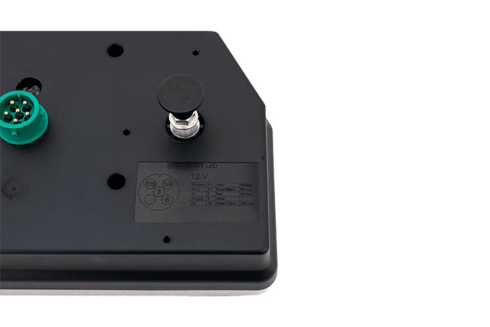 Το πίσω φως FRISTOM FT-372 LED 6 λειτουργεί σωστά