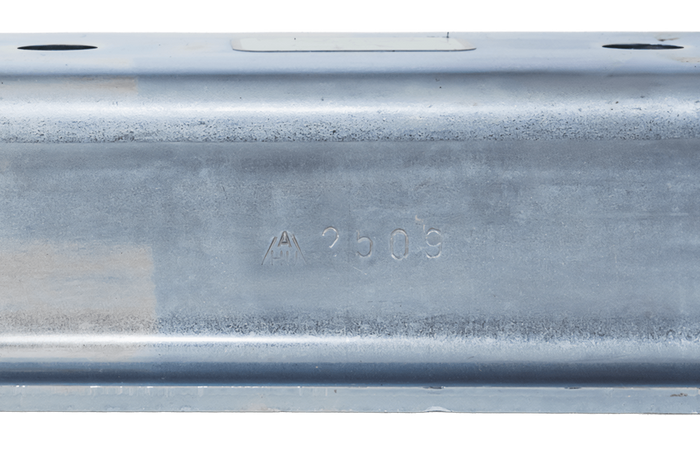 Ρυμουλκούμενο KNOTT KQ14-C με σφαιρική ράβδο έλξης για ρυμουλκούμενο 1400kg με τετράγωνη ράβδο έλξης 70mm