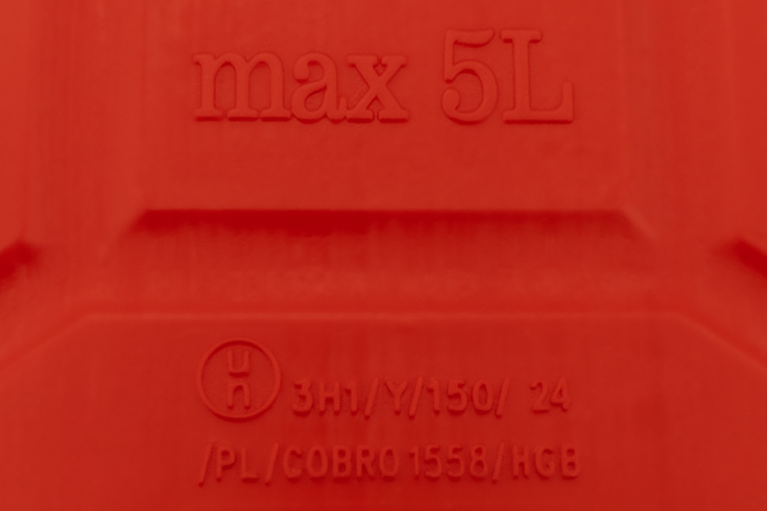 Πλαστικό δοχείο HERMON 5L με χωνί, κόκκινο