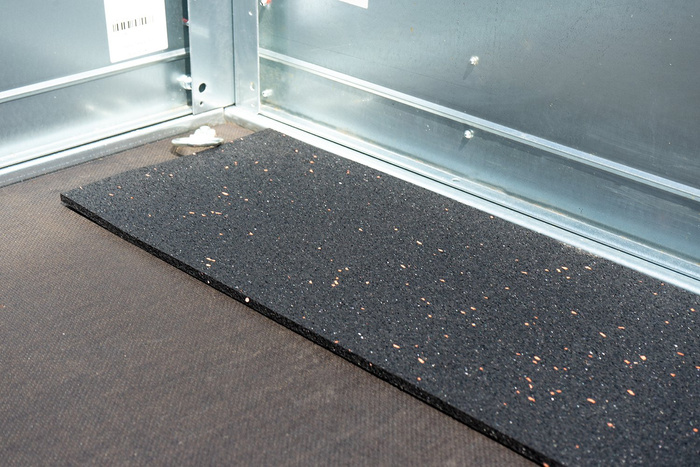 Αντιολισθητικό χαλάκι 5000x250x8 mm