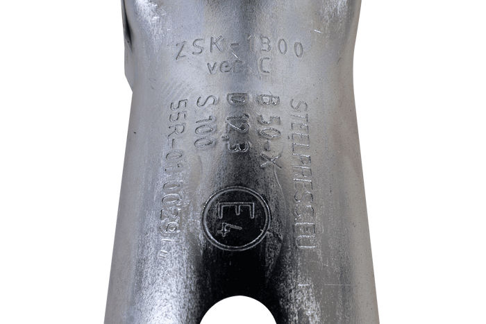 Ρυμουλκούμενο STEELPRESS ZSK-1300C με σωληνωτή ράβδο έλξης 50 mm για ρυμουλκούμενο 1300 kg