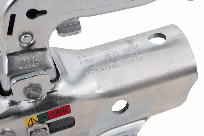 Ρυμουλκούμενο STEELPRESS BC-1700A με σφαιρική ράβδο έλξης για ρυμουλκούμενο 1700kg με σωληνωτή ράβδο έλξης 45mm