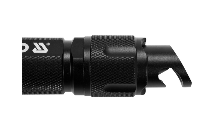 YATO YT-085609 Πολυλειτουργικός φακός LED 900lm, power bank, ανοιχτήρι μπουκαλιών, σφυρί έκτακτης ανάγκης