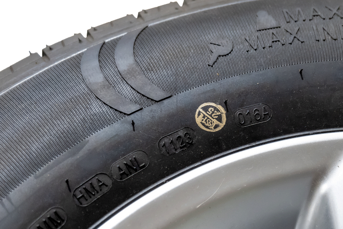 OUTLET Ενισχυμένος τροχός για τρέιλερ KENDA TIRE 185/80 R14C 104/102N KENDA ALU RIM 5.5Jx14"H2 5x112 ET:30