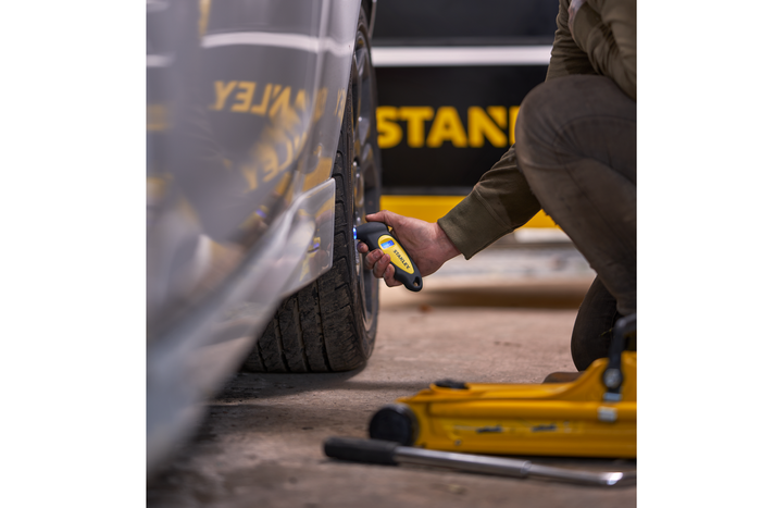 Ψηφιακός μετρητής πίεσης ελαστικών STANLEY για αυτοκίνητα, εύρος 0-6,2 bar
