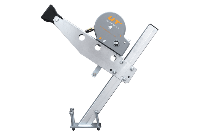 Στέλεχος UNITRAILER με βαρούλκο και βραχίονας ρυμουλκούμενου σκάφους