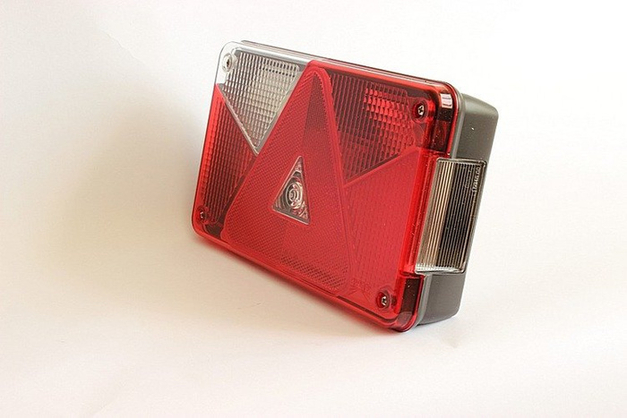 Πίσω φανός ASPÖCK Multipoint V, 7 λειτουργιών, αριστερά