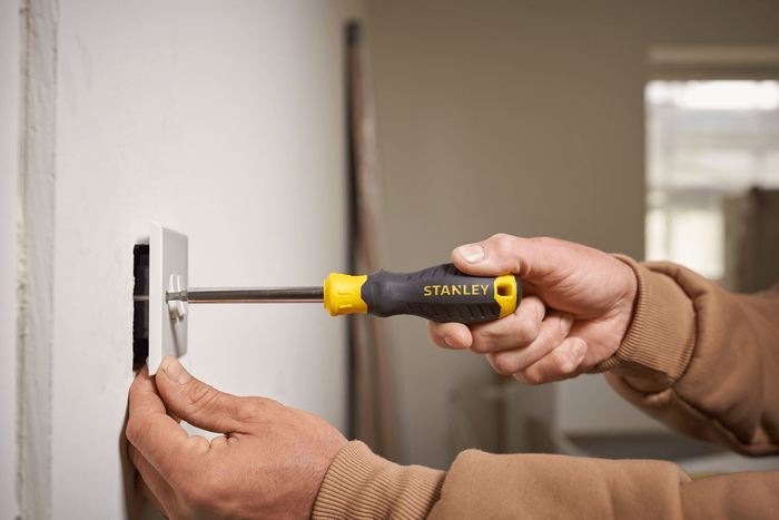 Κατσαβίδι STANLEY MULTIBIT 34 τεμαχίων με σετ μύτες