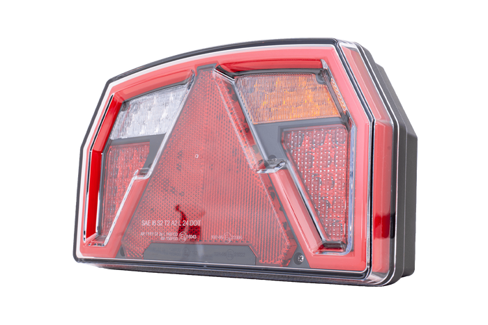 Το πίσω φως FRISTOM FT-372 LED 6 λειτουργεί σωστά