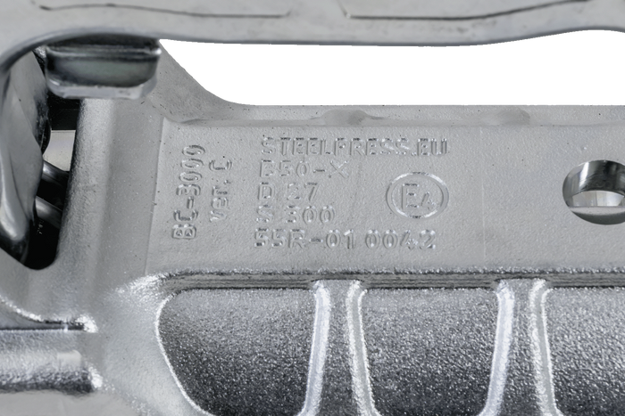 Ρυμουλκούμενο STEELPRESS BC-3000C-00-00+Z2 με μπάρα έλξης για ρυμουλκούμενο 3000kg με ράβδο έλξης 35-50mm, από χυτοσίδηρο