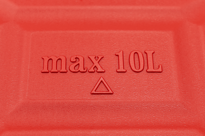 Πλαστικό δοχείο HERMON 10L με χωνί, κόκκινο