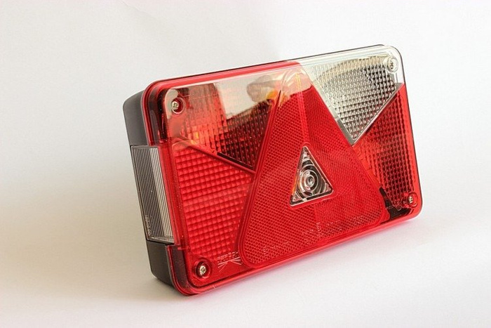 Πίσω φανός ASPÖCK Multipoint V, 7 λειτουργιών, δεξιά