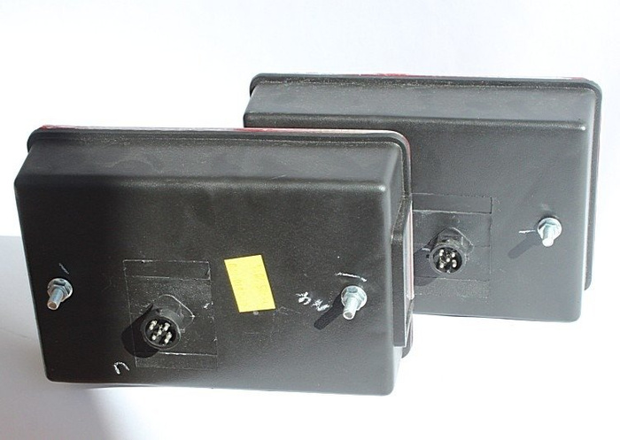 Πίσω φώτα ASPÖCK MULTIPOINT IV + πλεξούδα MANTES 5m 7-PIN