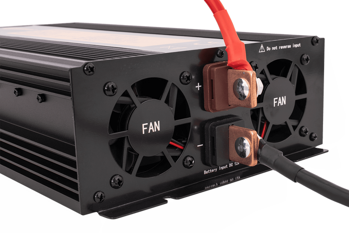 Μετατροπέας τάσης 12V/230V (2000/4000W) KAMAR E1930